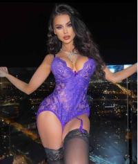 Aksaray Escort Bayan Yağmurla Fantezi Dolu Gecelerin Anahtarı